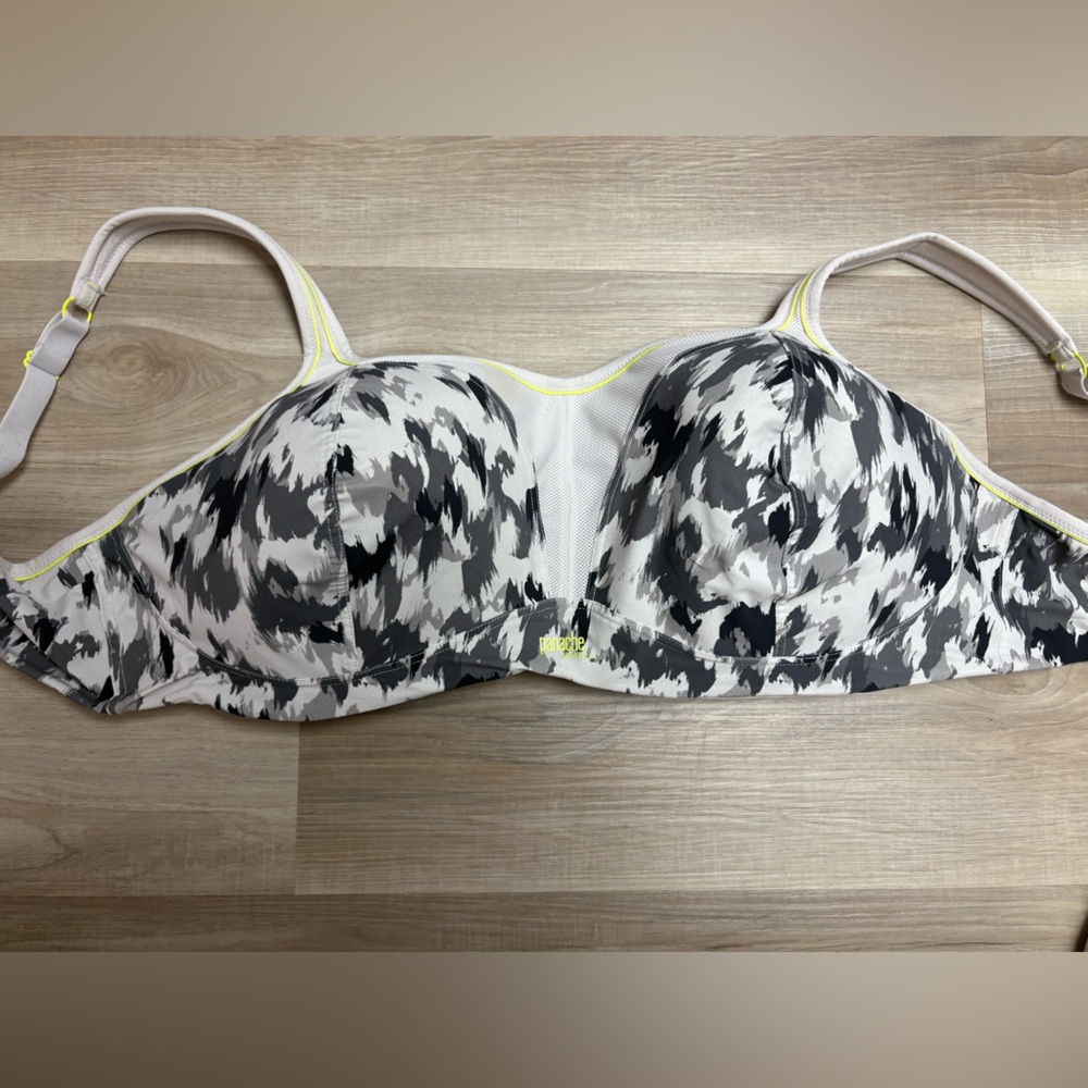 Panache sports bra size 40G - barely worn